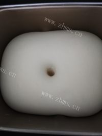 美味的香葱火腿面包做法图解5)