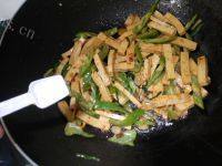 很有食欲的豆腐干炒青椒