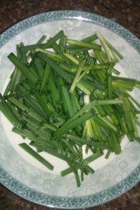 好吃的牛肉炒韭菜做法图解3)
