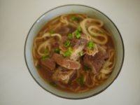 自己做的香辣牛肉面