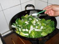 家常菜炒小油菜做法图解7)