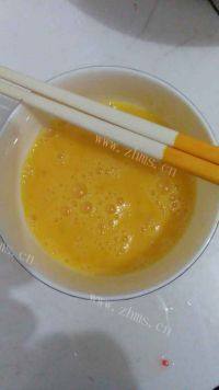 美味小清新三鲜炒饭做法图解3)