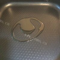 美味的番茄鱼头汤做法图解6)