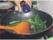 好吃的豆豉油麦菜做法图解7)