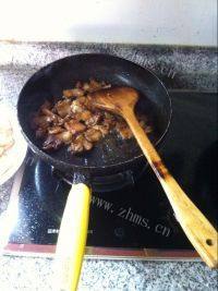 家常菜五花肉烧豆腐做法图解5)