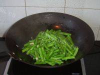 家常菜炒刀豆做法图解5)