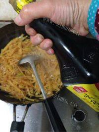 家常菜酸辣土豆丝做法图解7)