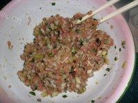 自制猪肉馅饼做法图解3)