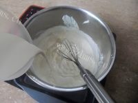 咸甜适中的轻乳酪蛋糕做法图解2)