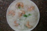 家常虾仁粥做法图解6)