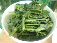 家常菜蒜香芥兰做法图解1)