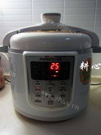 美味的鲜虾青萝卜汤做法图解5)