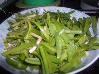 「家有大厨」韭菜炒鸡蛋做法图解1)