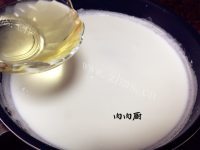 美味的自制健康奶酪做法图解4)