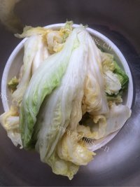 色香味浓的韩国泡菜做法图解2)