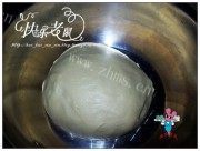 美味的火腿花面包做法图解1)