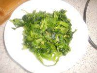家常菜拌菠菜做法图解6)
