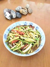 唇齿留香的炒三丝做法图解12)