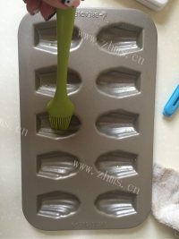 自制马拉糕做法图解6)