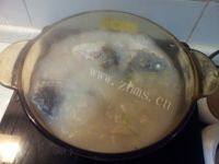 在家做的鲫鱼豆腐汤做法图解7)