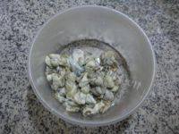 韭菜鸡蛋牡蛎煎的做法图解二