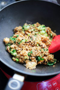 美味香菇油菜烩饭做法图解7)