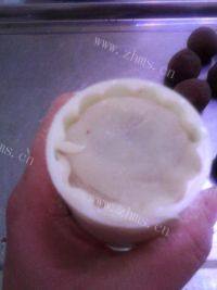 自制红豆沙冰皮月饼做法图解10)