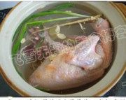 乳鸽汤做法图解3)