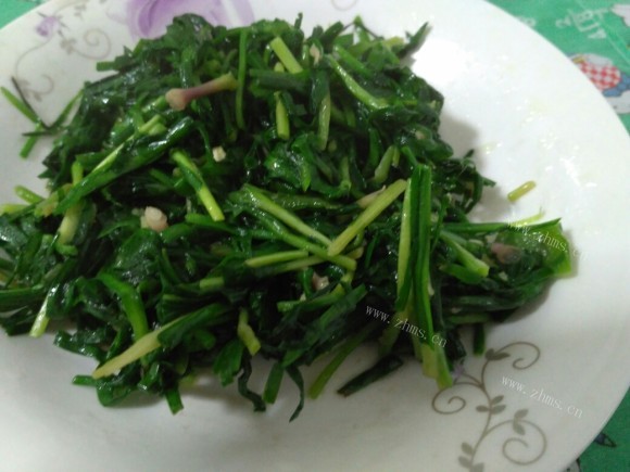 色香味俱全的炒韭菜