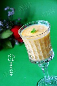 自制芒果香蕉奶昔