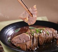 自制酱牛肉