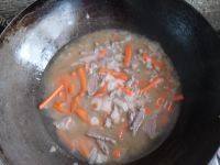 风味牛肉抓饭做法图解9)