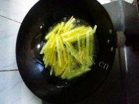 健康美食-炸薯条做法图解6)