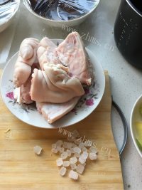 珍馐美味的炖猪蹄做法图解1)