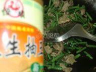 家常菜豇豆炒里脊做法图解7)