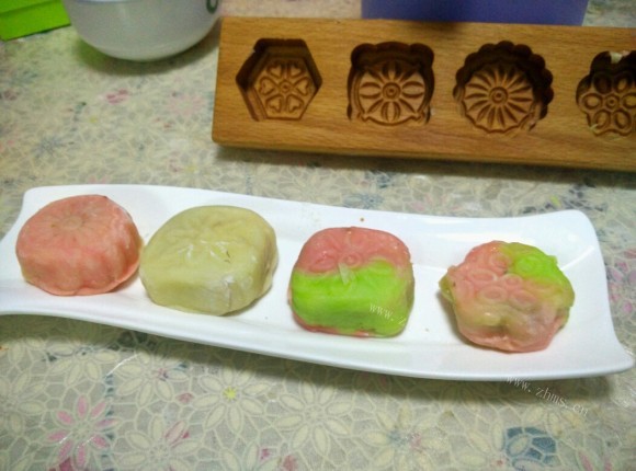 香飘十里的冰皮月饼