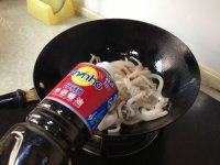 色味俱佳的酱香鱿鱼做法图解5)
