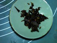 美味的桂圆红枣莲子粥做法图解5)
