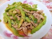 「自创」苦瓜炒肉片