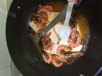 美味的烩豆腐虾干做法图解6)