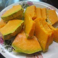 家常菜豆豉蒸南瓜做法图解2)