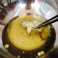 美味的炸香椿鱼做法图解7)