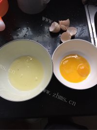唇齿留香的电饭煲蛋糕做法图解1)