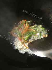 色味俱佳的酸辣土豆丝做法图解3)