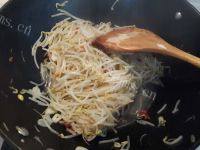 家常菜剁椒绿豆芽做法图解6)
