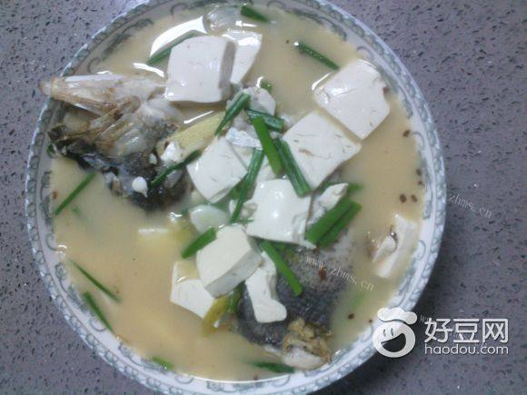 香香的鱼头豆腐汤