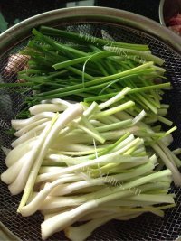 家庭荞头肉片做法图解2)