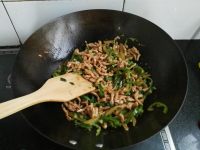 家常菜青椒榨菜肉丝