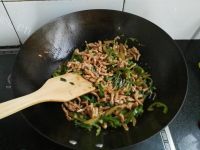 家常菜青椒榨菜肉丝