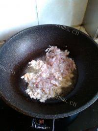 口感丰厚的三鲜馅水饺做法图解6)